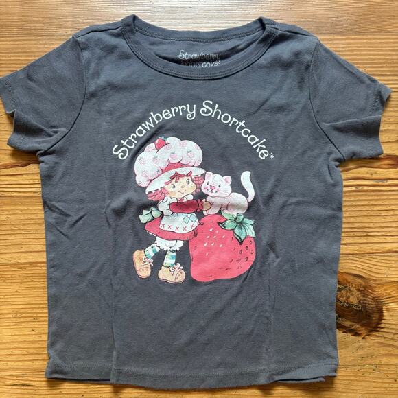 Strawberry Shortcake dark gray graphic short sleeve baby shirt SIZE S - Picture 1 of 4